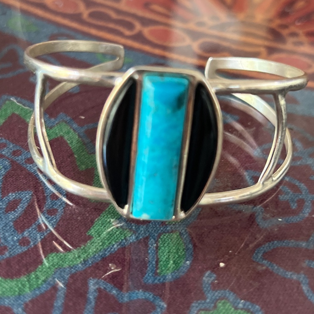 Southwest SS/turquoise/onyx Cuff